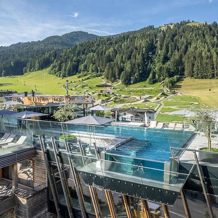 Hotel Salzburger Hof Leogang Exterior photo