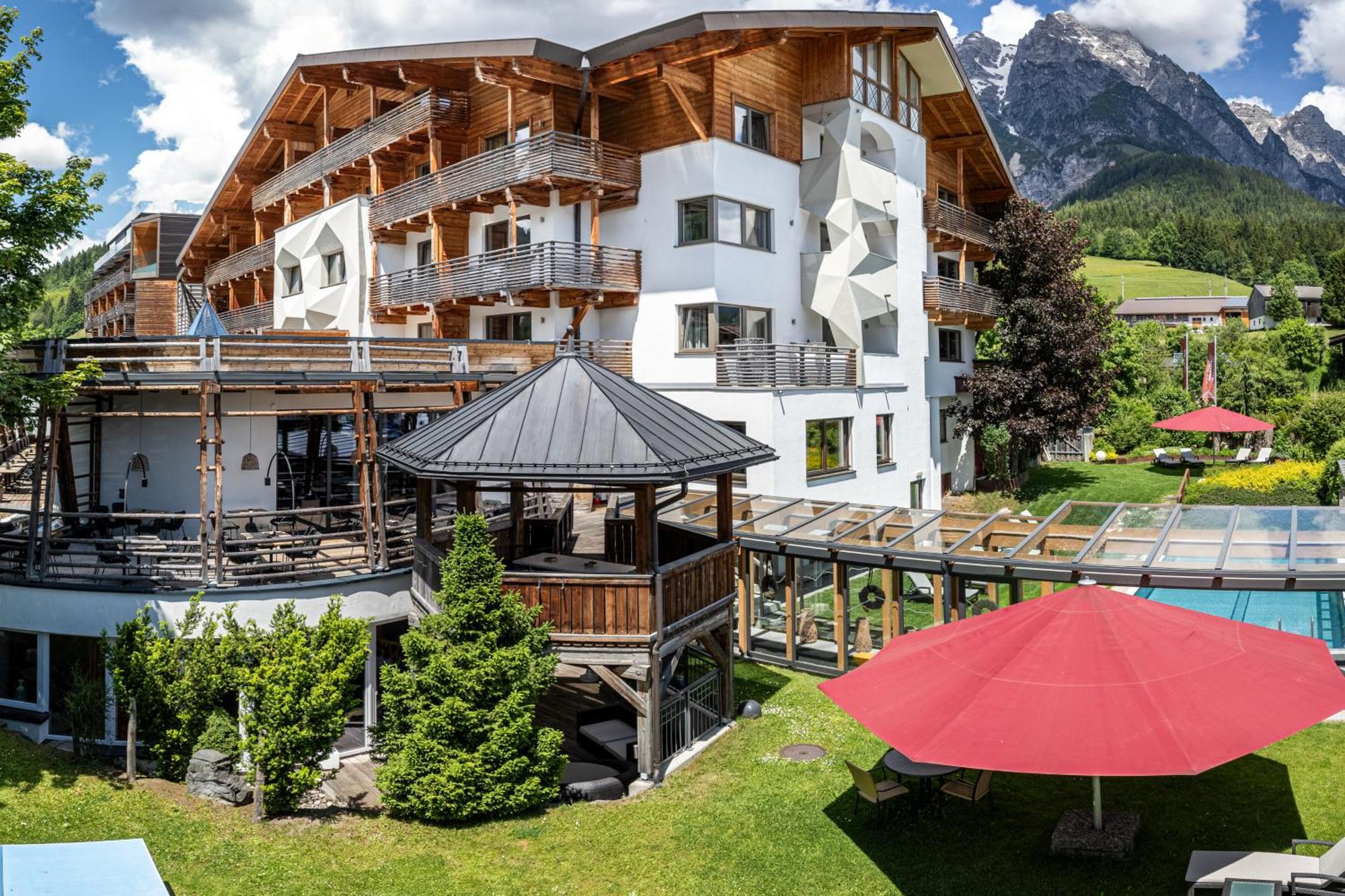 Hotel Salzburger Hof Leogang Exterior photo